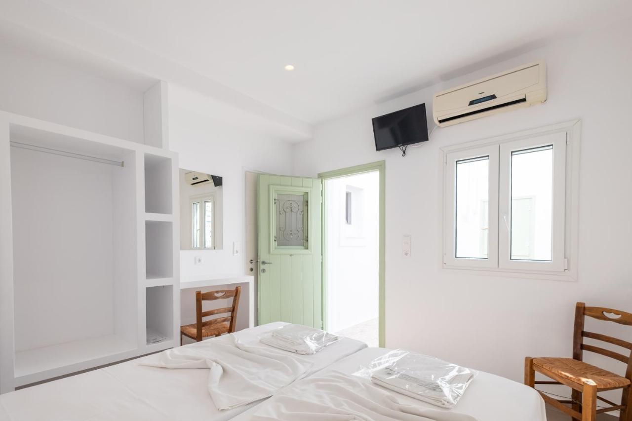 Lorenzo Studios&Suites Paros Naousa  Exterior foto