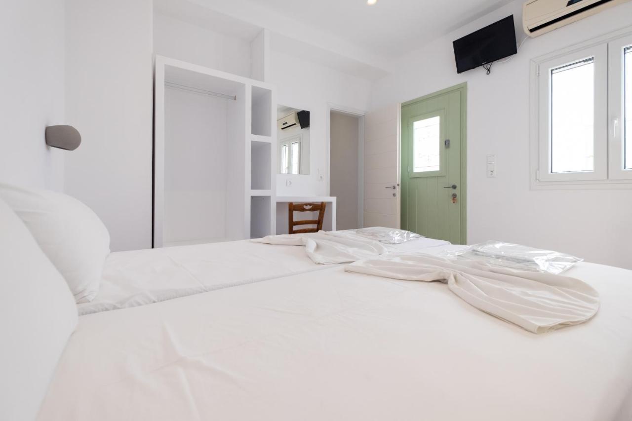 Lorenzo Studios&Suites Paros Naousa  Exterior foto