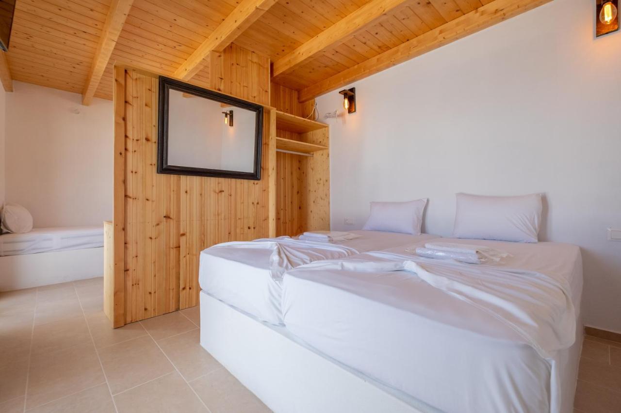 Lorenzo Studios&Suites Paros Naousa  Exterior foto
