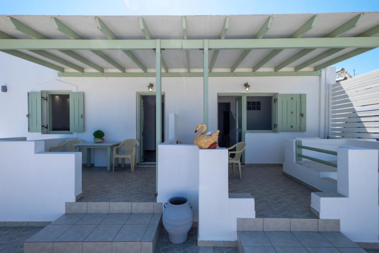 Lorenzo Studios&Suites Paros Naousa  Exterior foto