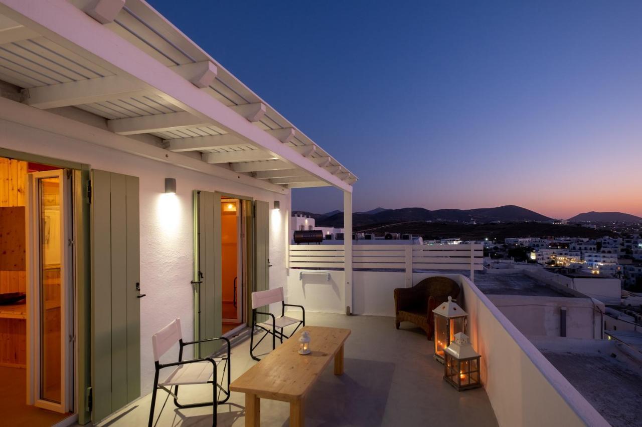 Lorenzo Studios&Suites Paros Naousa  Exterior foto