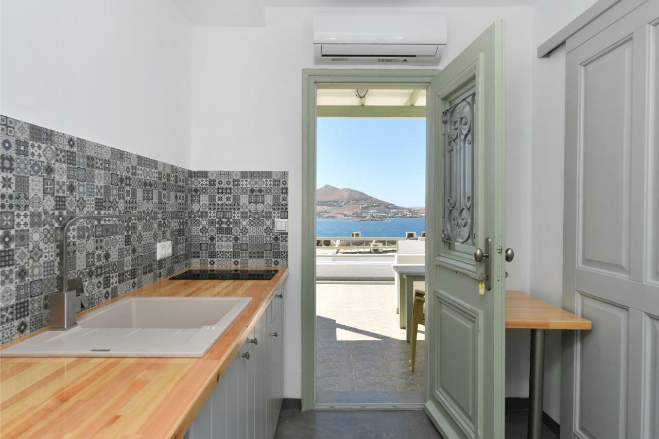 Lorenzo Studios&Suites Paros Naousa  Exterior foto
