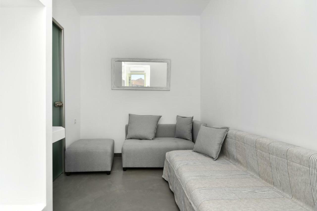 Lorenzo Studios&Suites Paros Naousa  Exterior foto