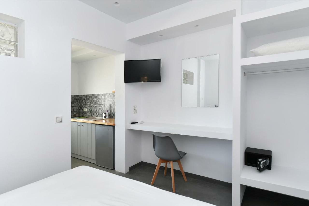 Lorenzo Studios&Suites Paros Naousa  Exterior foto